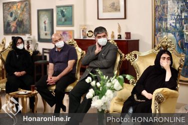دیدار وزیر فرهنگ و ارشاد اسلامی با خانواده مرحوم استاد حبیب الله صادقی