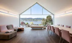 پنج خانه با چشم‌انداز بی‌نظیر طبیعت سوئیس | زیستن در کرانه‌های زیبا