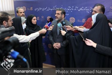 آیین اهدای جوایز پدیدآورندگان آثار شایسته تقدیر سی و نهمین جایزه کتاب سال 