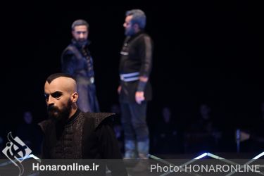 نمایش " هامان کشان " در تالار حافظ