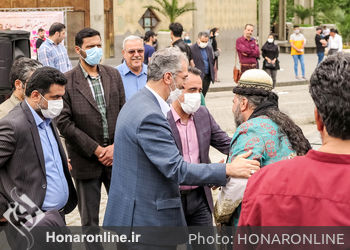 بازدید محمود سالاری معاون امور هنری وزارت فرهنگ و ارشاد اسلامی از اجراهای ویژه برنامه هفته هنر انقلاب اسلامی در تئاتر شهر