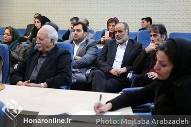 رونمایی از کتاب دکتر پرویز ممنون در سالن مشاهیر مجموعه تئاتر شهر