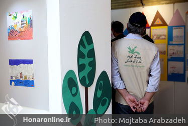 نمایشگاه عکس و نقاشی کودکان سیل زده در کانون پرورش فکری کودکان و نوجوانان