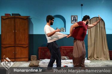 نمایش «هملت پشت کوهی» در سالن چهارسو