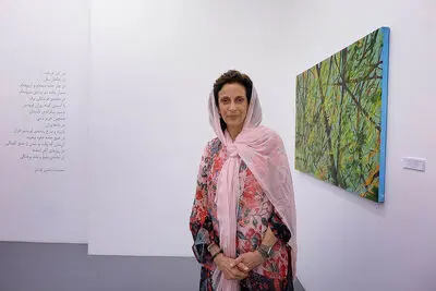 نگاه دوباره به زندگی با رنگ و نقش / روایت پریناز علیش از نمایشگاه "سایه روشن خیال" در گالری اعتماد باغ نگارستان