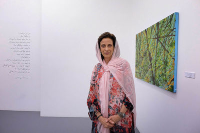 نگاه دوباره به زندگی با رنگ و نقش / روایت پریناز علیش از نمایشگاه "سایه روشن خیال" در گالری اعتماد باغ نگارستان