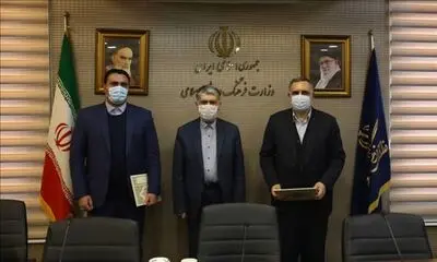 تقدیر وزیر ارشاد از محسن جوادی و ایوب دهقانکار