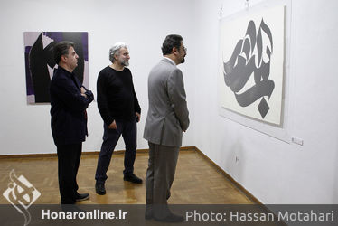 بازدید سید مجتبی حسینی از نمایشگاه بهمن پناهی