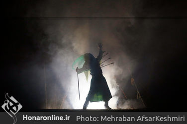 نمایش بزرگ میدانی «تنهاتر از مسیح»