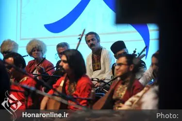 رونمایی ارکستر موسیقی نواحی ایران همراه با نظامی خوانی 