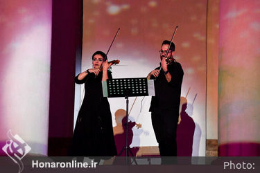  کنسرت-نمایش «سی‌صد» در سعدآباد