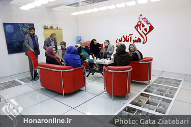 غرفه هنرآنلاین در سومین روز بیست و سومین نمایشگاه مطبوعات (1)