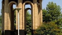 Scholar Mohammad Moin Will Be Honored in Gilan