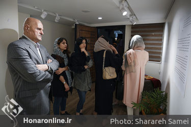 نمایشگاه عکس مژگان راسخی‌نژاد و محیا کشفی در گالری بهارک