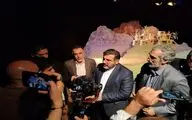 وزیر فرهنگ در گفتگو با 
