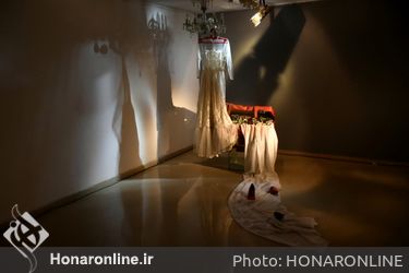 آیین گشایش نمایشگاه نقاشی های الناز خلیل زاده منیری با عنوان « بامداد ۰۰:۰۰» در گالری شکوه
