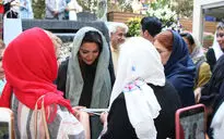 نمایشگاه نقاشی تهمینه میلانی در گالری ایوان