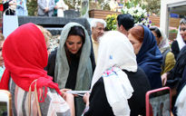 نمایشگاه نقاشی تهمینه میلانی در گالری ایوان