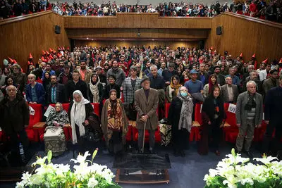 حال شهر خوب نمی‌شود مگر به زبان هنر / گزارش جشن نوروزگان خانه تئاتر 