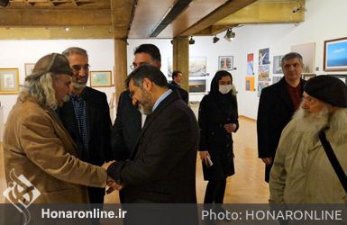 بازدید وزیر فرهنگ از نمایشگاه آثار هنرمندان پیشکسوت در فرهنگسرای نیاوران