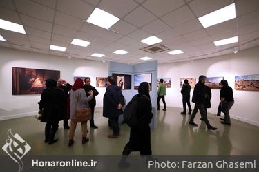 پنجمین نمایشگاه  "10 روز با عکاسان" در خانه هنرمندان 1