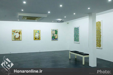 نمایشگاه آثار گارنیک درهاکوپیان در گالری ماه مهر