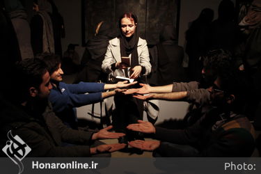 سی پرفورمنس، سی هنرمند، سی روز / 1