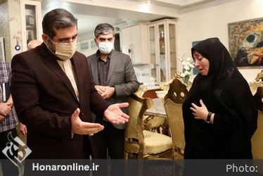 دیدار وزیر فرهنگ و ارشاد اسلامی با خانواده مرحوم استاد حبیب الله صادقی