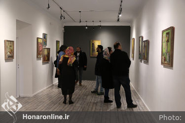 افتتاحیه نمایشگاه نقاشی‌های سوسن اتحاد در گالری هپتا