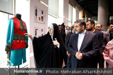 افتتاحیه یازدهمین جشنواره بین‌المللی مد و لباس فجر در برج میلاد