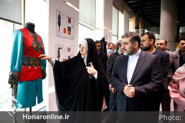 افتتاحیه یازدهمین جشنواره بین‌المللی مد و لباس فجر در برج میلاد