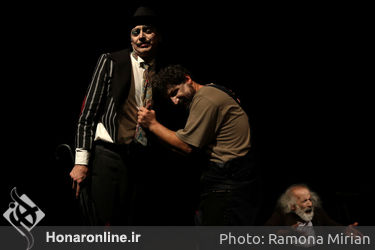 نمایش "فاندو و لیز" در تماشاخانه مهرگان