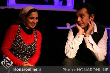 نمایش "آهنگ‌های لندندری" در تماشاخانه استاد جمشید مشایخی