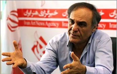 قطب الدین صادقی دبیر پانزدهمین جشنواره تئاتر کردی سقز شد