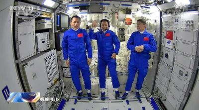 China suggests connecting Iran’s Kanoon children with space stations