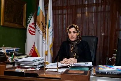 باید خوشنویسان را در بازارهای جهانی"برند" کنیم / روایت محبوبه کاظمی از تاسیس گالری ترانه باران تا برگزاری حراج تخصصی هنر خوشنویسی

