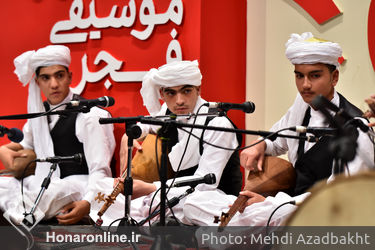 کنسرت گروه سرو خراسان در سی و پنجمین جشنواره موسیقی فجر