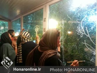 نخستین هفته طراحى کیش با حضور سه نسل از هنرمندان طراح در میکا گالری