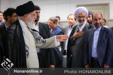 دیدار جمعی از شاعران و اهالی فرهنگ و ادب با رهبر معظم انقلاب
