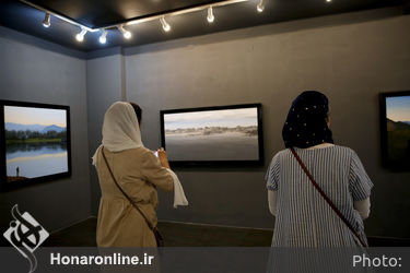 نمایشگاه نقاشی مینو واثقی در گالری آریا 