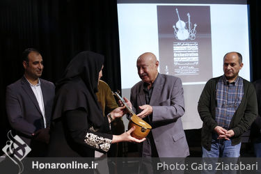 مراسم رونمایی کتاب علی اکبر قربانی در دانشگاه علمی کاربردی 