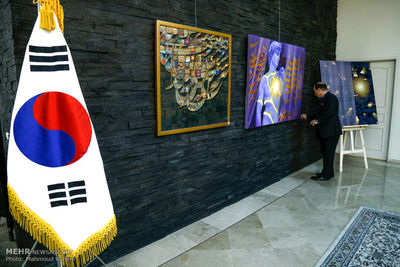 S Korean envoy to Tehran hosts art exhibition