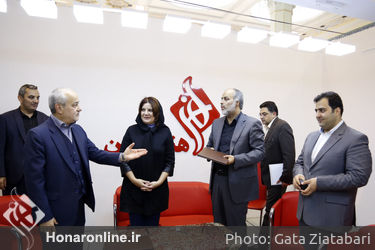امضای تفاهم‌نامه همکاری میان "هنرآنلاین" و خبرگزاری "آپا" از آذربایجانی
