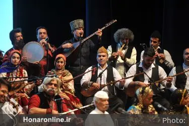 رونمایی ارکستر موسیقی نواحی ایران همراه با نظامی خوانی 