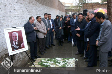 جشن صد سالگی تئاتر کودک و نوجوان