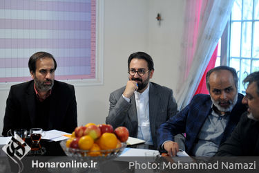 بازدید معاون امور هنری وزارت فرهنگ و ارشاد اسلامی از دبیرخانه سی و ششمین جشنواره بین‌المللی تئاتر فجر