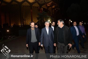 حضور وزیر فرهنگ و ارشاد اسلامی در جشنواره تئاتر فجر