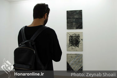 نمایشگاه آثار حبیب فرج‌آبادی در گالری دستان+2