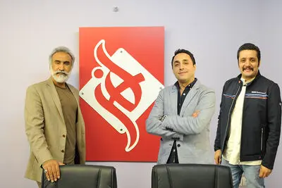 چهره کثیف و پلیدی از جنگ را نشان می‌دهم / مثل بندبازی سیرک ترسناک است / روایت نعیمی، رستمی و رنجبر از نمایش "شوایک سرباز ساده دل"