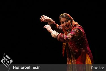 نمایش "سایه تو سایه" در پردیس تئاتر تهران